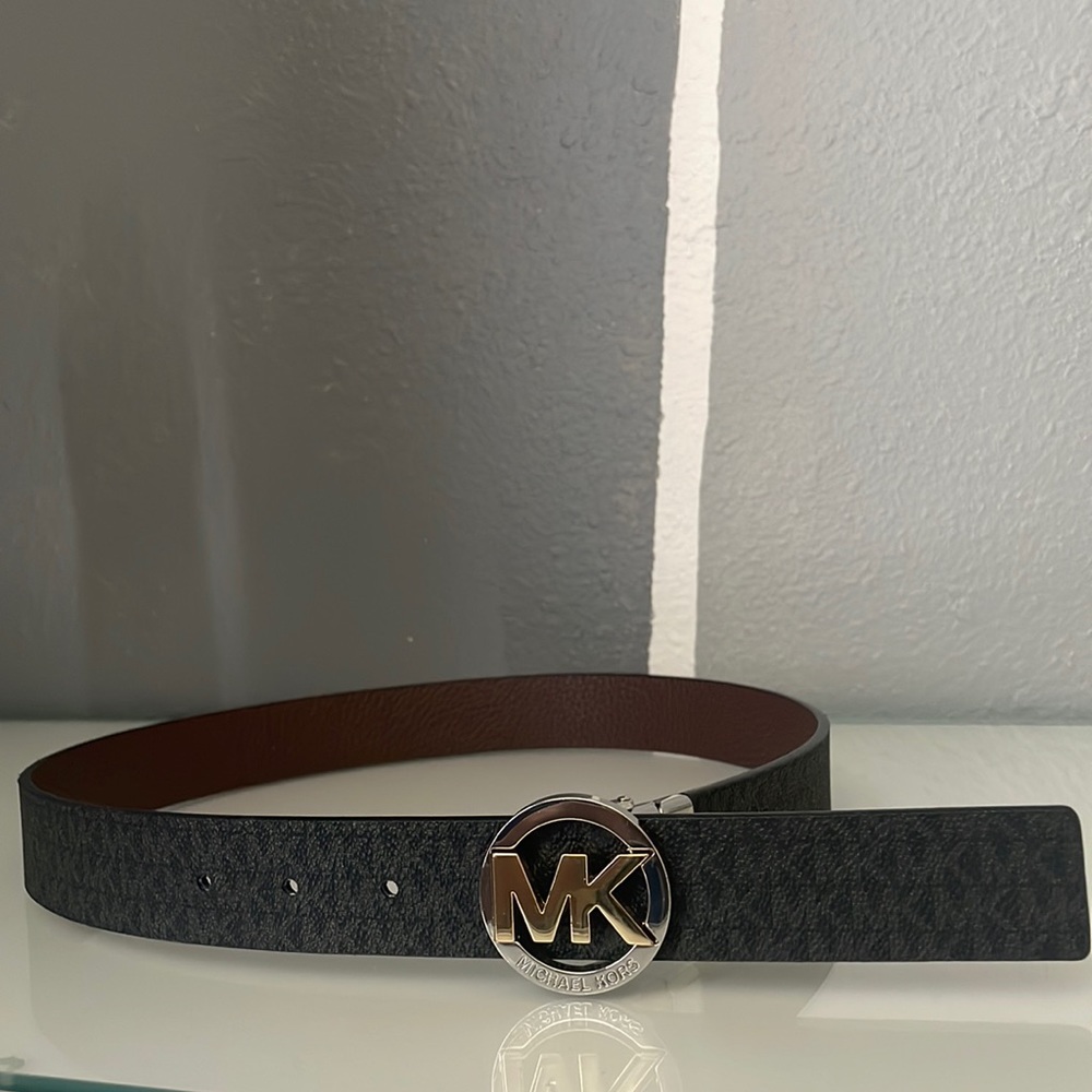 Michael Kors Reversible Belt
